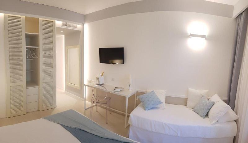 Hotel Gabbiano Beach Vieste Kültér fotó