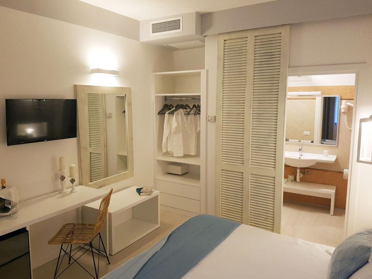 Hotel Gabbiano Beach Vieste Kültér fotó